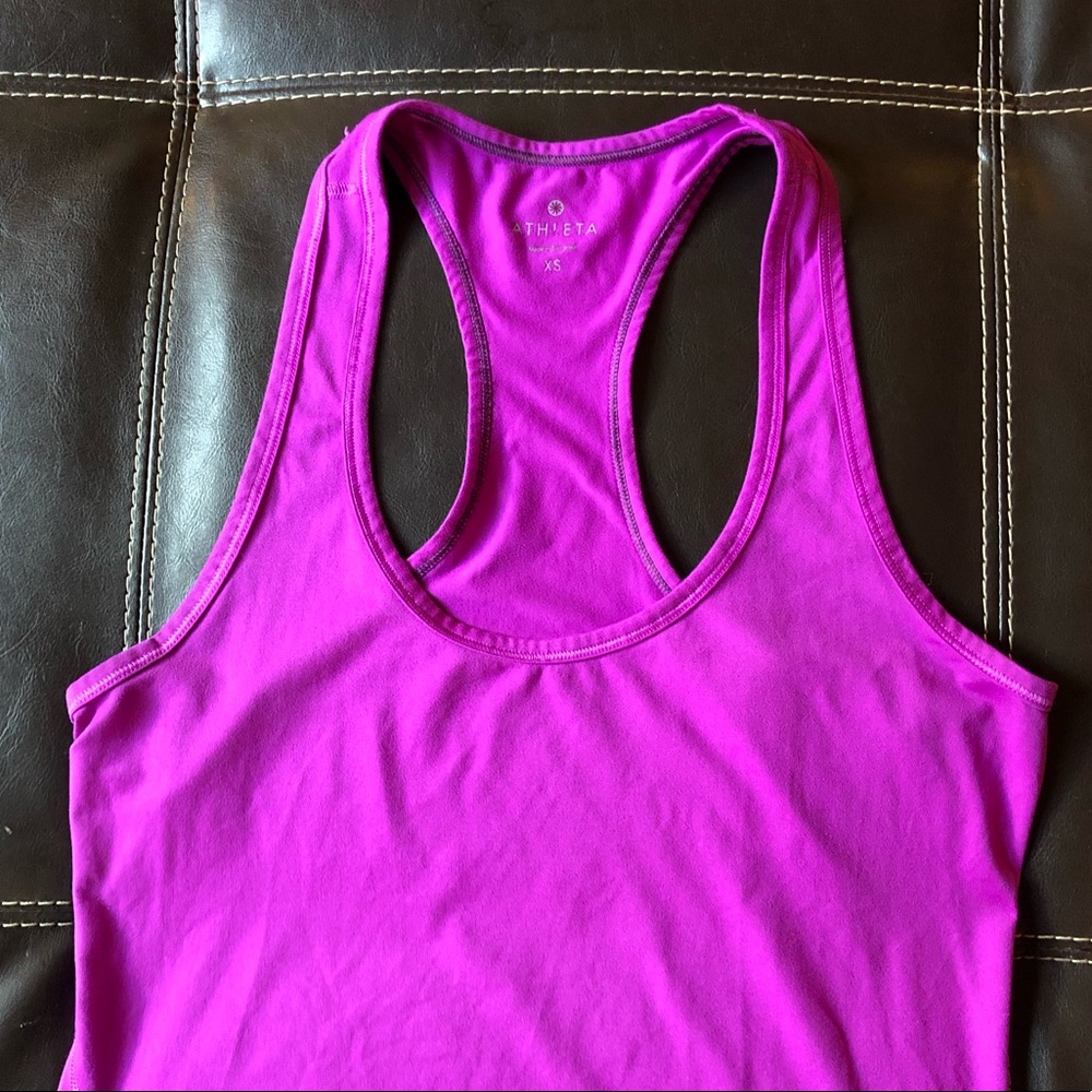 Athleta chi tank hi-low hemline - Picture 6 of 11
